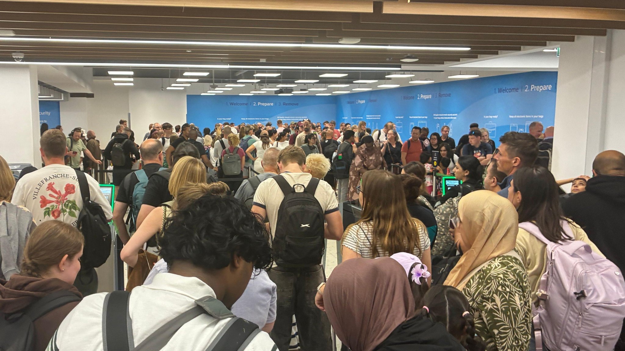 Passengers left without baggage amid airport problems