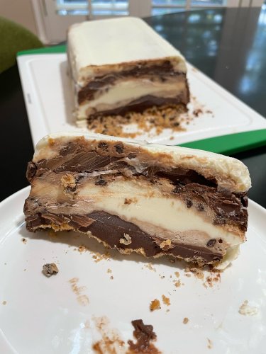 I Tried the No-Bake Nutella Chocolate Chip Icebox Cake and It’s Absolutely Decadent