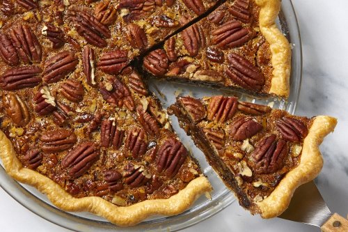 81 Thanksgiving Pies That’ll Have People Fighting For Seconds