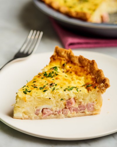 How to Make the Easiest Ham and Cheese Quiche