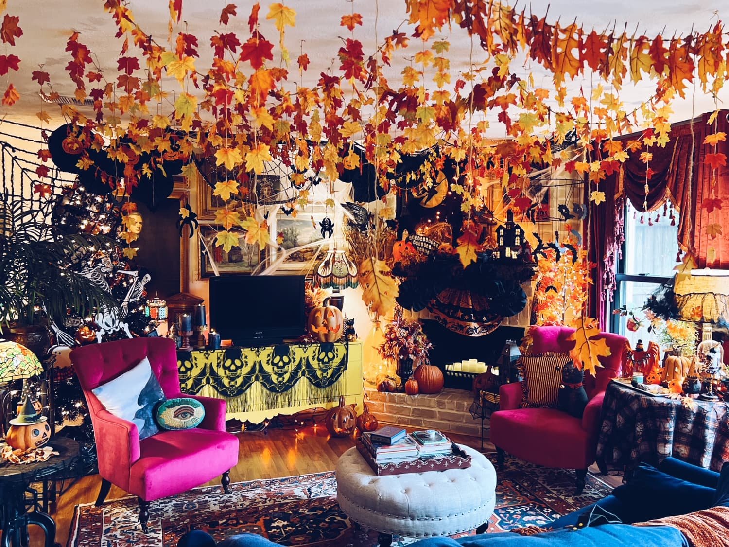 This Halloween-Ready Houston Home Has an Incredible DIY Headless Horseman Mural in the Dining Room You’ve Got to See