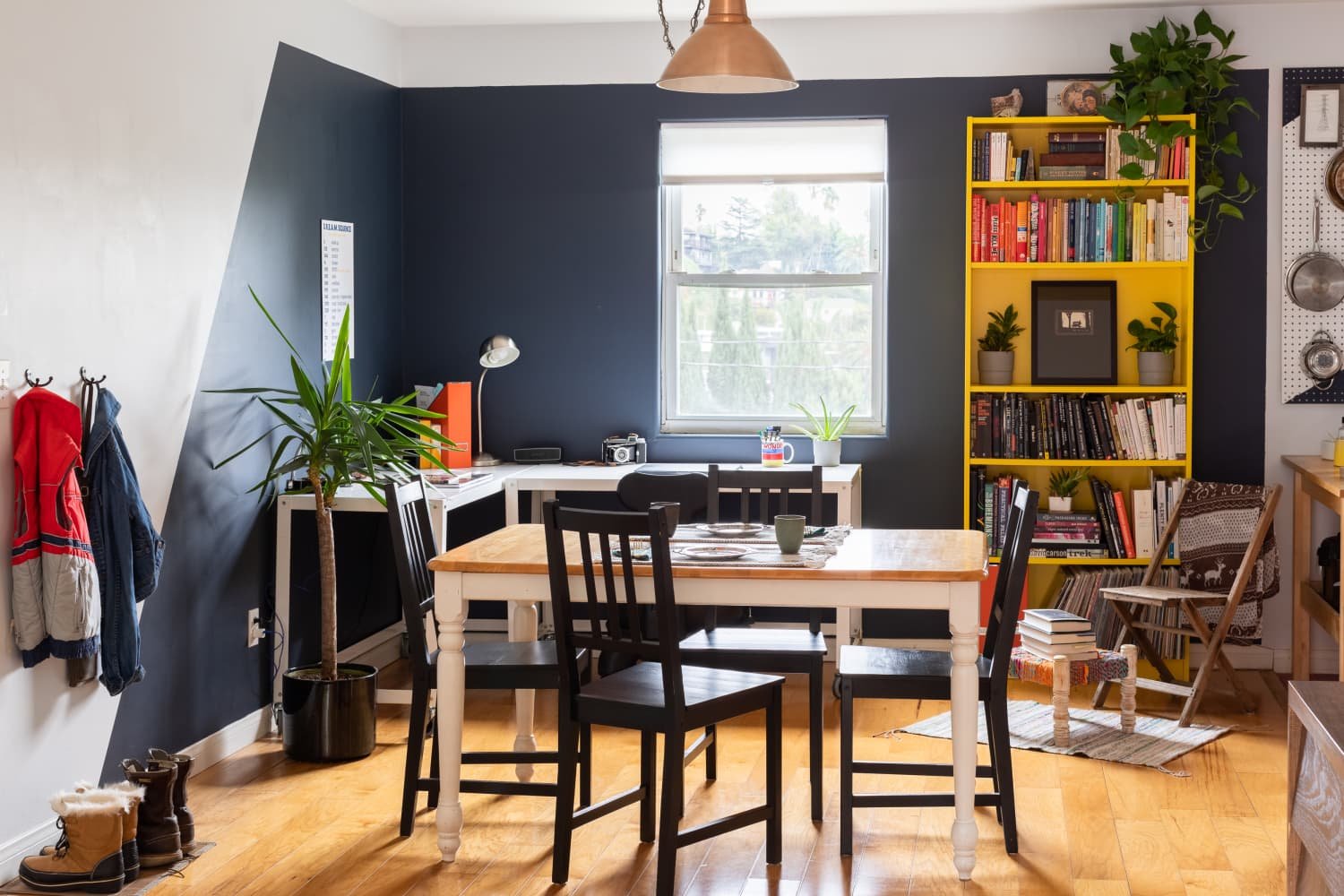These 6 Design Pros Share the Biggest 'Don'ts' of Organizing Your Home
