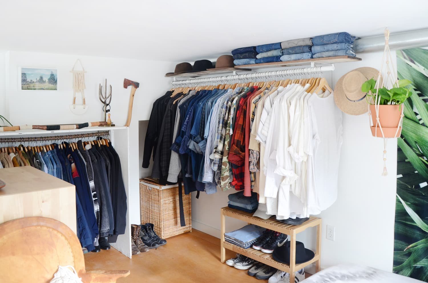Decluttering Is Hard—But There’s One 2-Minute Way to Make it Easier
