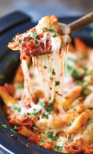 This Slow Cooker Chicken Parmesan Makes the Best Leftovers