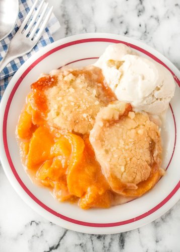 How To Make Southern-Style Fruit Cobbler with Any Fruit