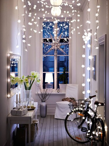 13 Ways to Use String Lights You (Maybe) Haven’t Thought of Before