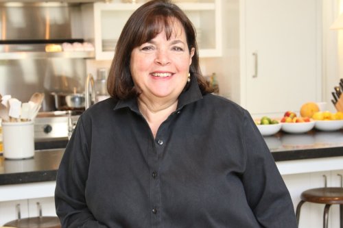 Ina Garten Has a Ridiculously Simple Tip for Decorating Your Dining Table