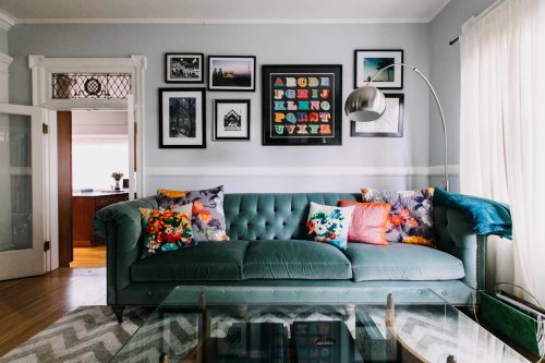 7 Ways to Judge the Quality of a Living Room Sofa Before You Buy It, According to Experts