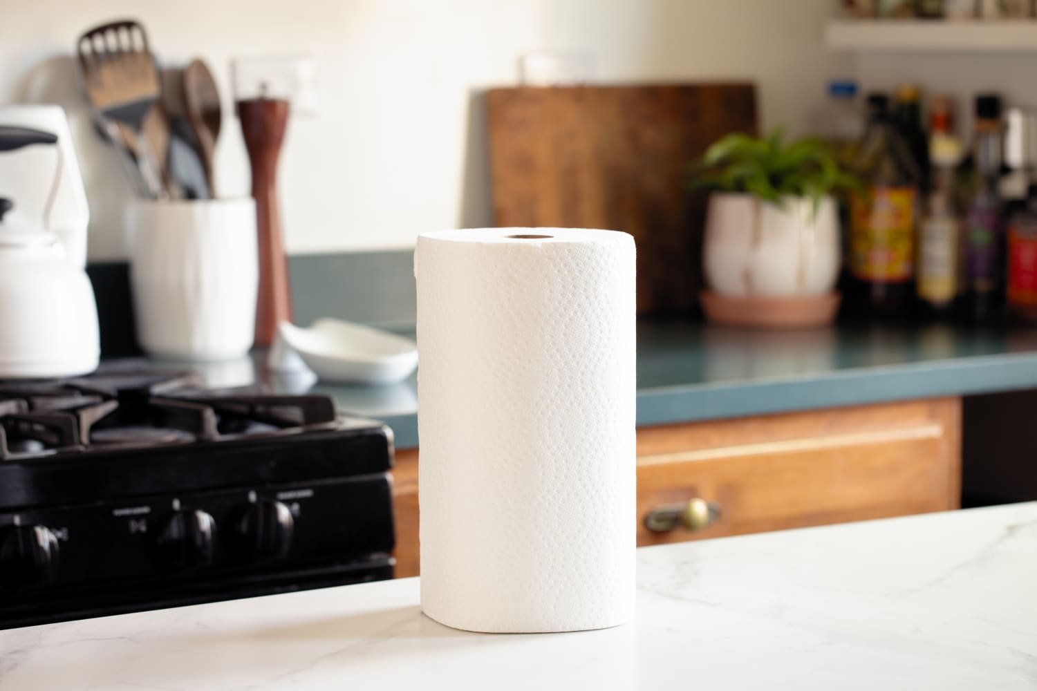 The First Thing You Should Do When You Open a New Roll of Paper Towels