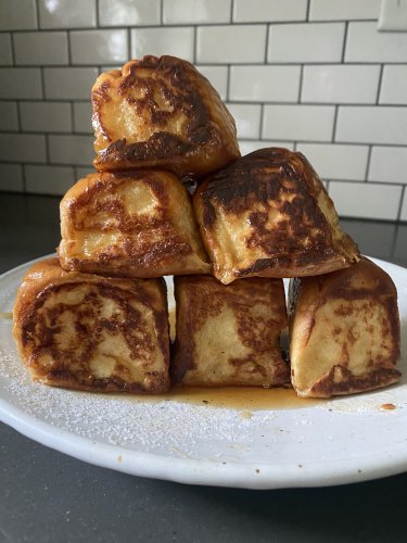 I Tried Hawaiian Roll French Toast and It Was Even Better than I Expected