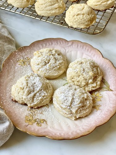 These Soft, Tangy Cream Cheese Cookies Will Melt in Your Mouth