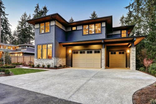 7 Driveway Trends on Their Way Out, According to Real Estate Pros