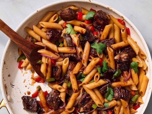 Shaking Beef with Pasta