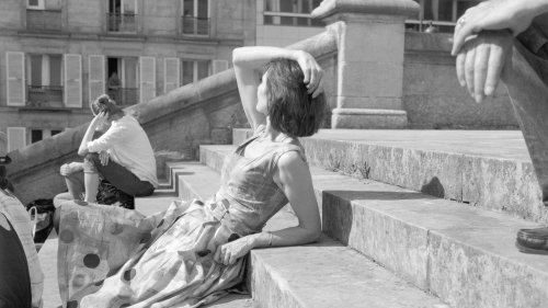 A Photographer's Evocative Images of a Parisian Neighborhood