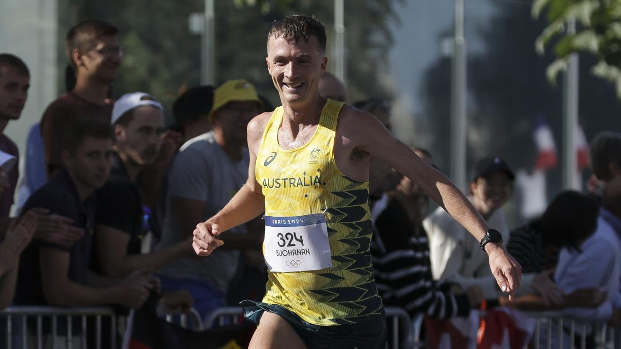 ‘Floodgates are definitely open’ Aussie shatters marathon record in