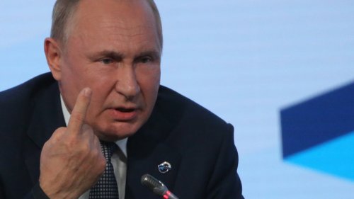 ‘He’s humiliated, he’s losing’: Putin is ‘totally out of control’