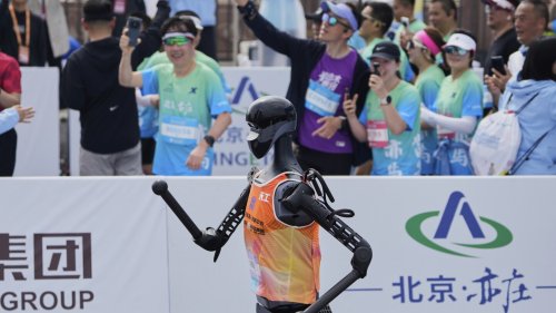 No sweat: Humanoid robots run a Chinese half-marathon alongside flesh-and-blood competitors