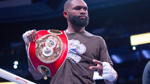 Philly's favorite boxer 'Boots' Ennis is bringing a big-time bout back to Atlantic City