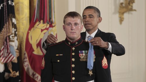 Afghanistan Medal of Honor recipient reenlists in Marine Corps reserves after 15 years