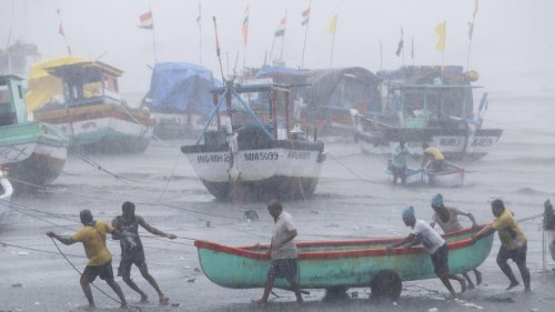 Powerful cyclone hits land in India amid deadly virus surge