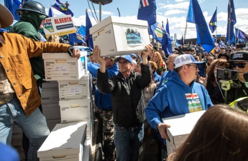 Alberta separatist group says it has enough signatures to trigger referendum on leaving Canada | Flipboard