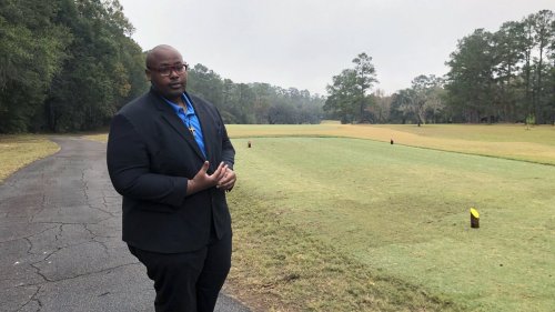 Slave cemetery poses questions for Florida country club