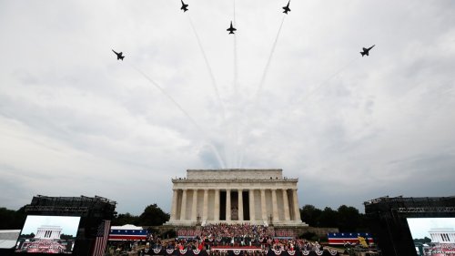 Army to place large metal plates on DC streets to protect them from tanks during June parade
