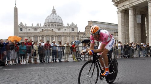 Giro d'Italia cycling race to go inside the Vatican's walls in homage to Pope Francis