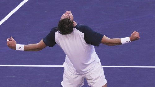 Draper knocks off 2-time defending champion Alcaraz to reach Indian Wells final