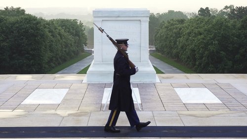 For 1 sentinel, a final walk at Arlington's Tomb of the Unknown Soldier