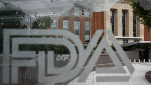 FDA staff return to crowded offices, broken equipment and missing chairs