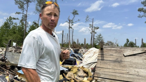While Trump overhauls FEMA, Mississippi tornado survivors await assistance