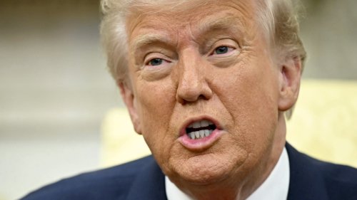 Whipsawed by Trump's tariffs, the US public is getting a lot more nervous about the economy