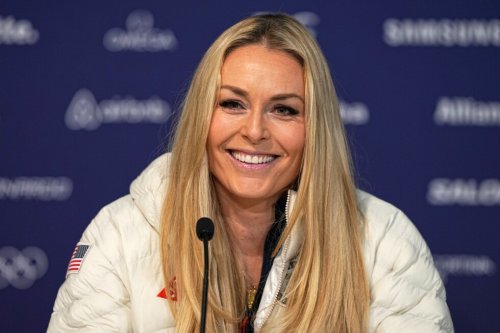 Lindsey Vonn not ready to decide if she will race again