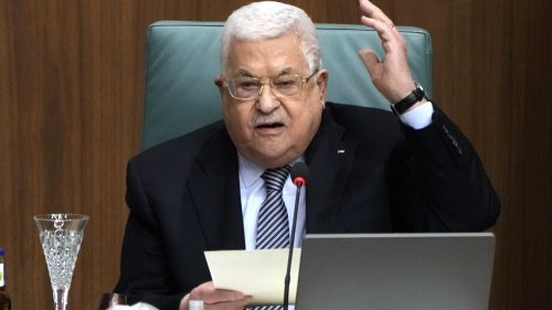 Palestinian President Mahmoud Abbas has appointed a new deputy in a major step in naming a successor