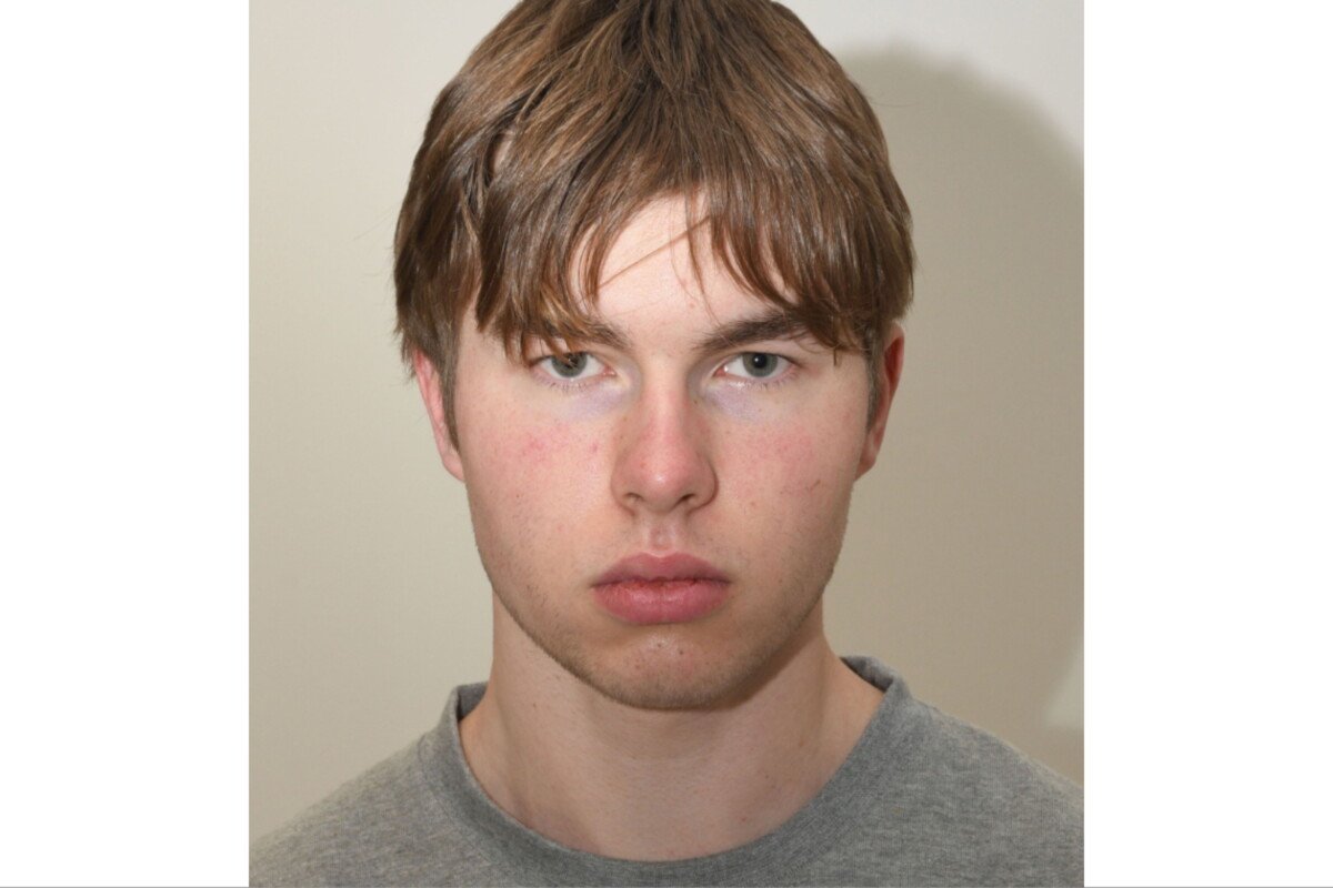 Image from AP's coverage: Norwegian teen sentenced to 20 years in prison for plotting murder in UK for Iran-linked gang