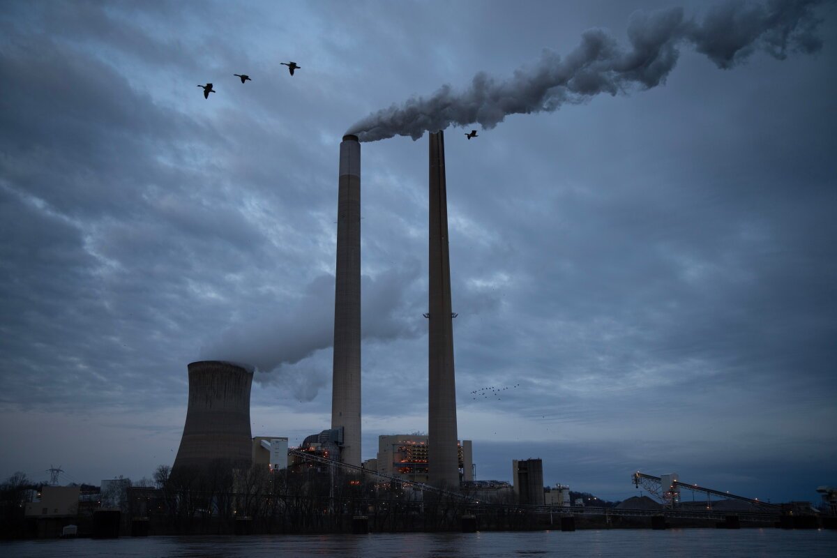 Image from AP's coverage: US is a big reason for the world losing ground in the fight against climate change, UN report says