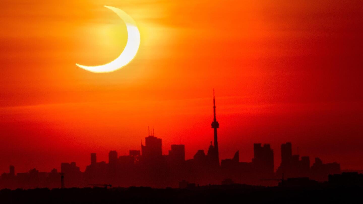 Sunrise special: Solar eclipse thrills world's northern tier