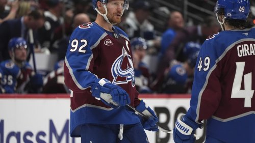 Avalanche captain Gabriel Landeskog scores 1st goal in nearly 3 years in Game 4 against Stars
