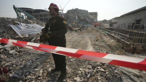 Powerful earthquake rocks Thailand and Myanmar, killing at least 3 in Bangkok high-rise collapse