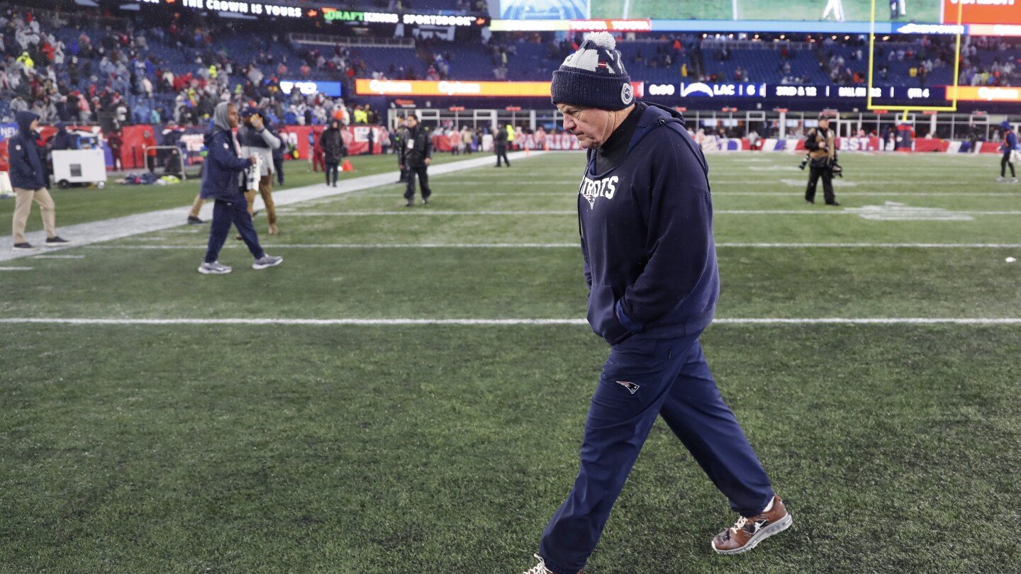 Analysis: Patriots' problems are bigger than quarterback, blame starts with Bill Belichick
