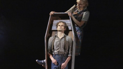 Broadway's Andrew Durand, who plays a corpse in 'Dead Outlaw,' reveals the secret to stillness