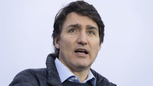 Canada reimposes a visa requirement on Mexicans