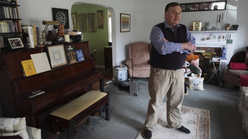 Market turmoil has many afraid to check retirement savings