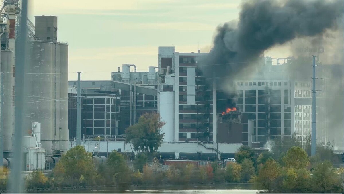Image from AP's coverage: Explosion and fire erupt at Quaker Oats plant in Cedar Rapids, Iowa; no injuries
