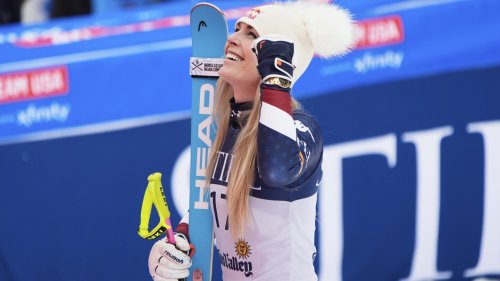 Lindsey Vonn takes 2nd in the final World Cup race of her comeback season, Lara Gut-Behrami wins