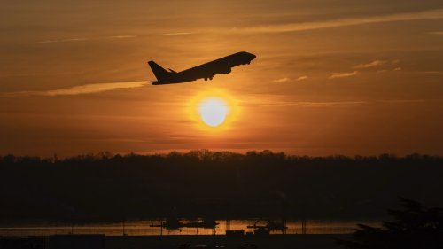 Worries about flying seem to be taking off. Here's how to cope with in-flight anxiety