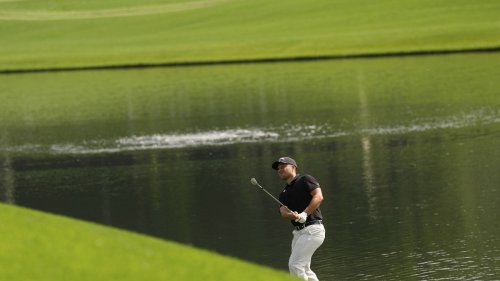 Unsweet 16: World's top 3 golfers make mess of 16th hole at PGA Championship, taking double bogey