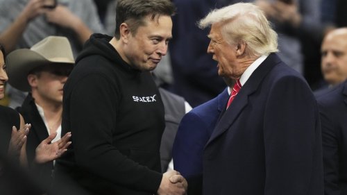 Musk announces $1 million for Wisconsin voter in Supreme Court race. Opposition calls it 'corrupt'
