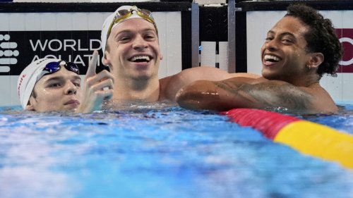 Frenchman Léon Marchand leads Texas-flavored moment at the swim worlds